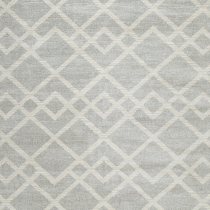 Unawick Gray/Ivory Large Rug - R407331