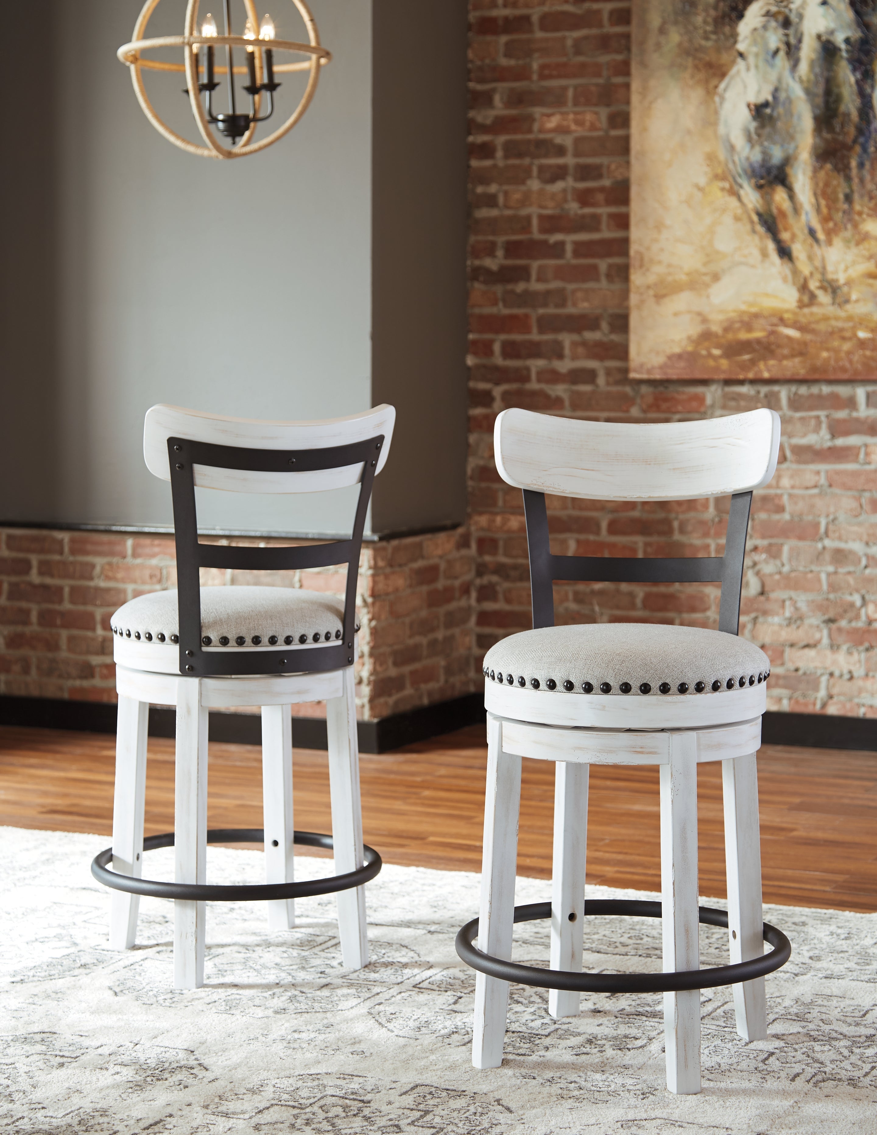 Valebeck Counter Height Barstool (Set of 2) - D546-524X2