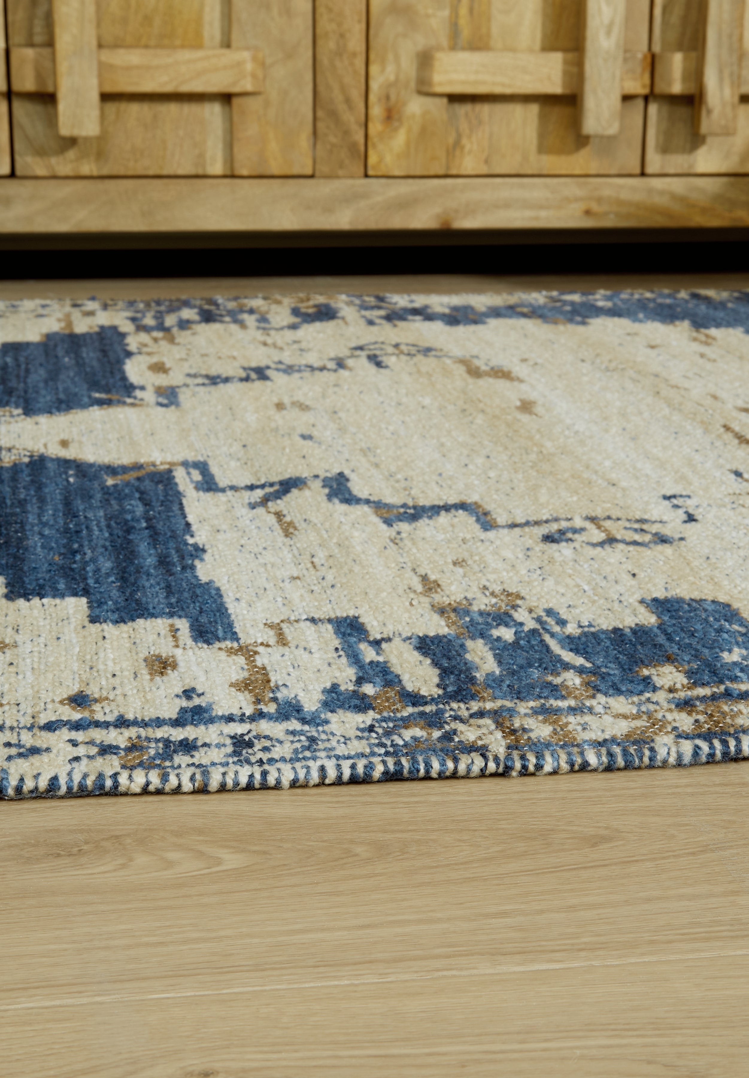 Varnler Blue/Brown/Tan Extra Large Rug - R407130