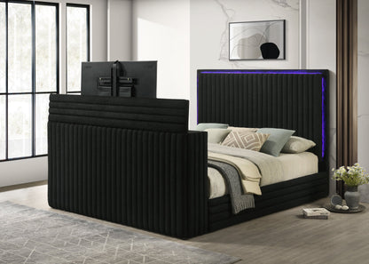 Villa Black Platform Bed - Queen, King *King - VILLA BLACK King