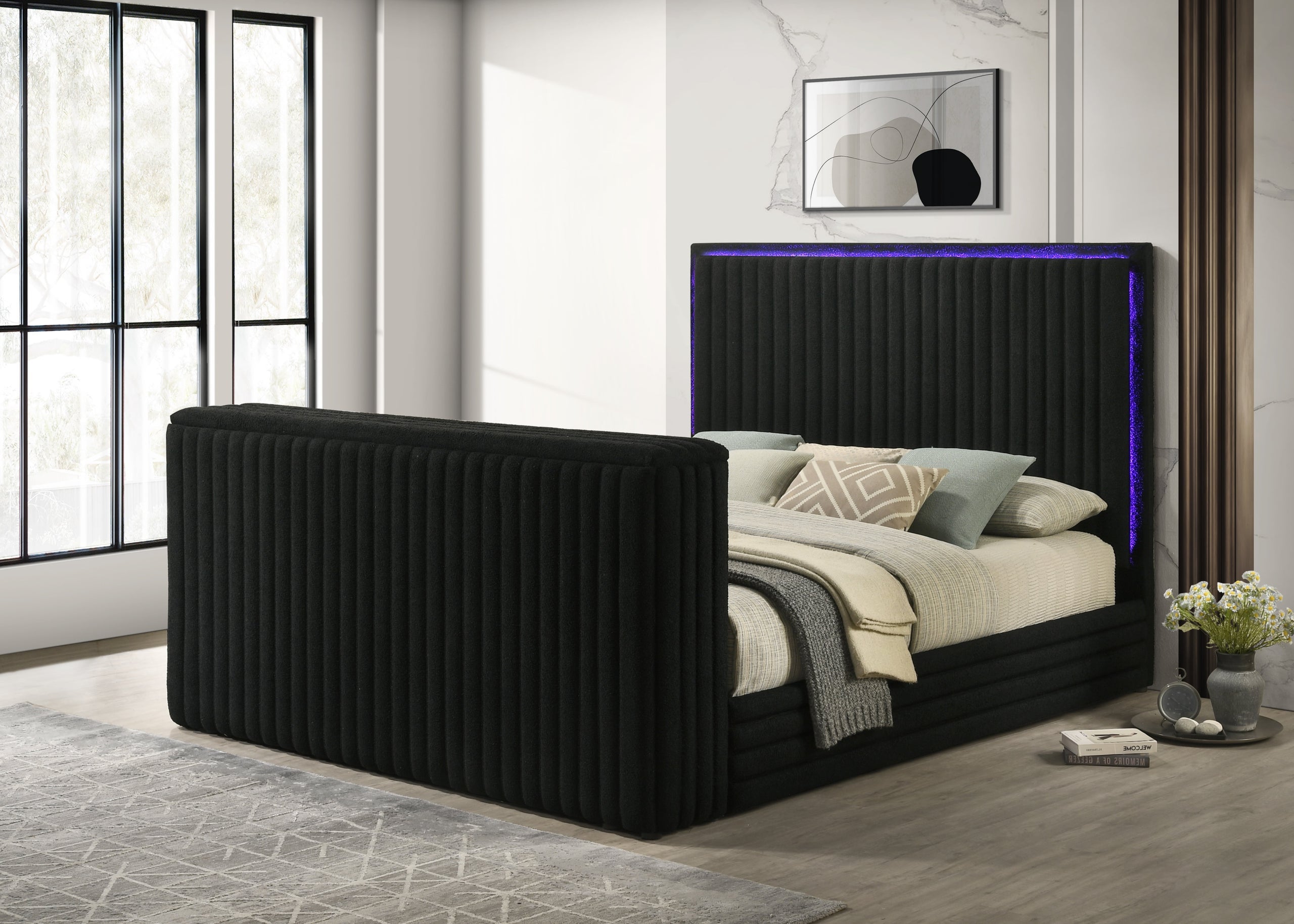 Villa Black Platform Bed - Queen, King *Queen - VILLA BLACK Queen
