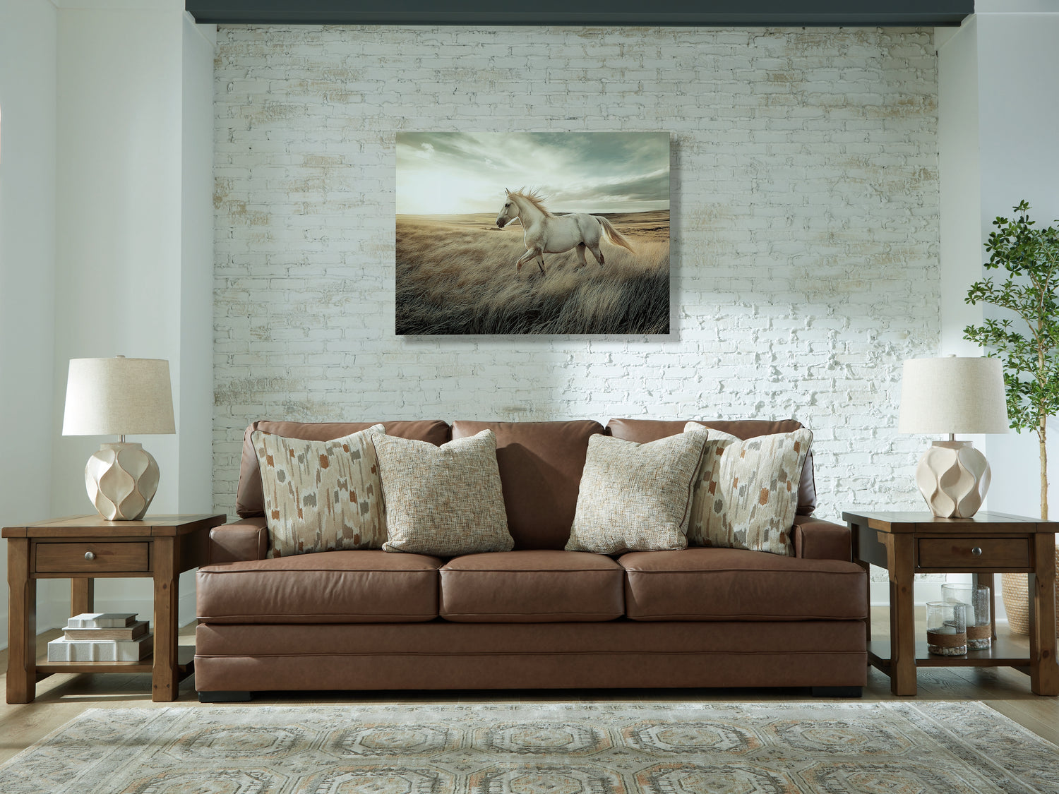 VillaCourt Caramel Sofa - 7490938