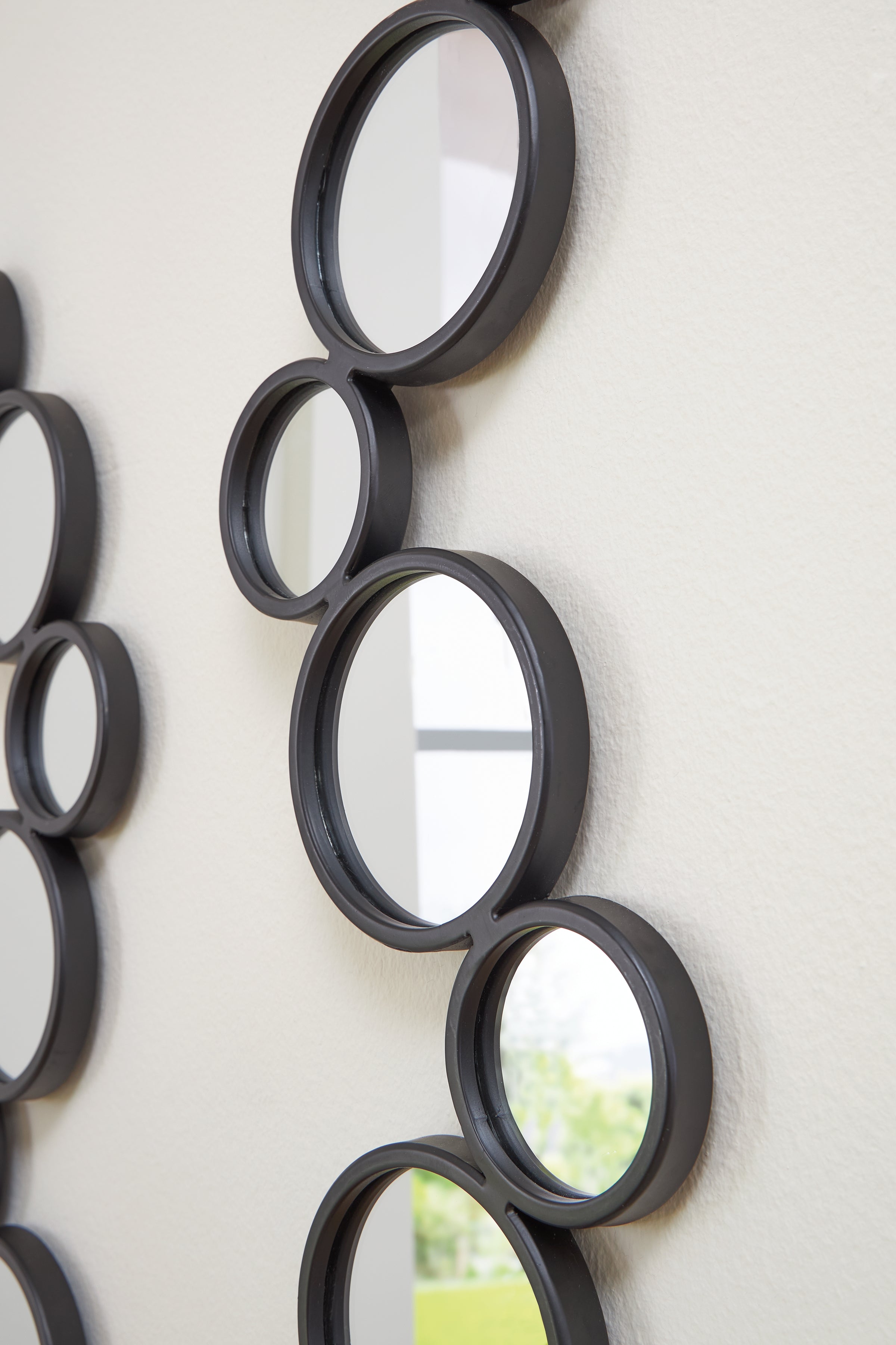 Vinler Black Accent Mirror Set (Set of 2) - A8010353