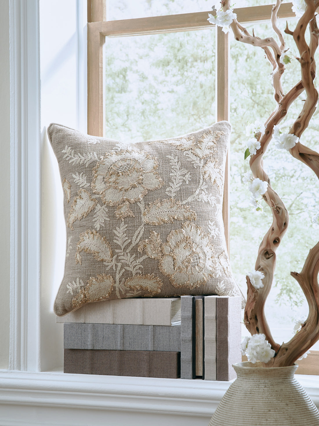 Viveka Brown/Beige Pillow (Set of 4) - A1001146