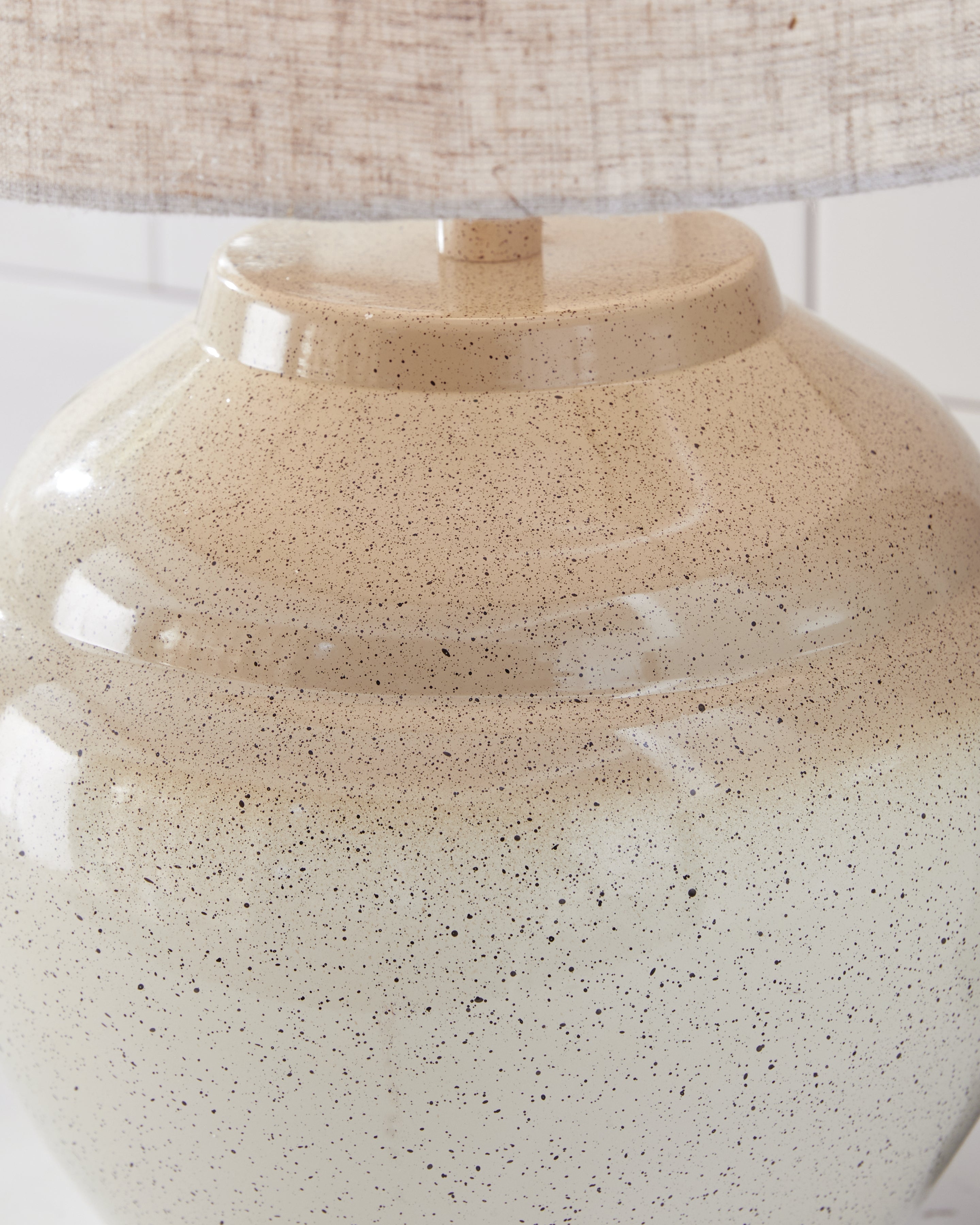 Waldish Cream/Beige Table Lamp - L200204