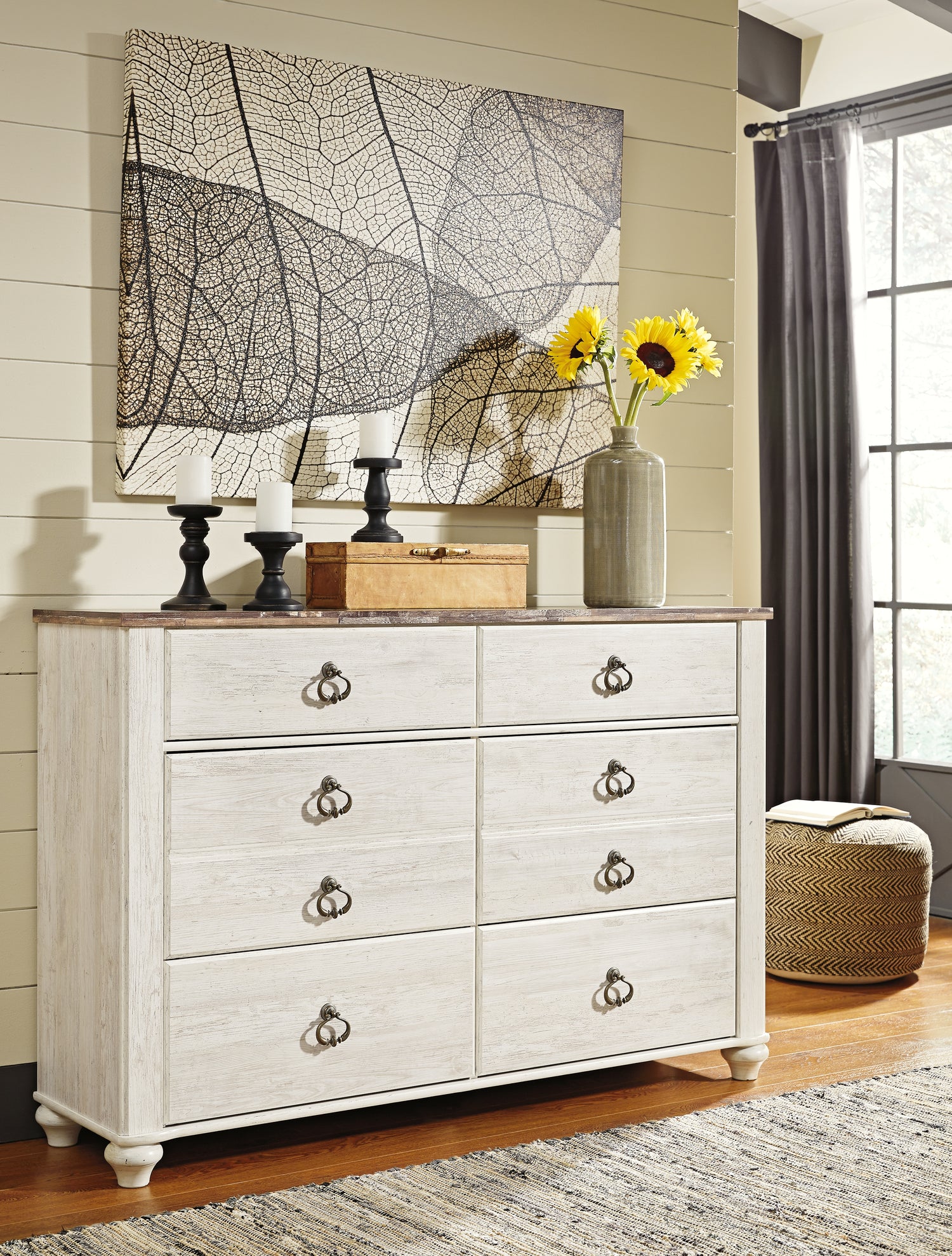 Willowton Dresser and 2 Nightstands - B267B60
