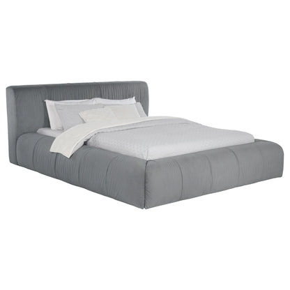 Wilshire Upholstered Queen Platform Bed Grey - 315981Q