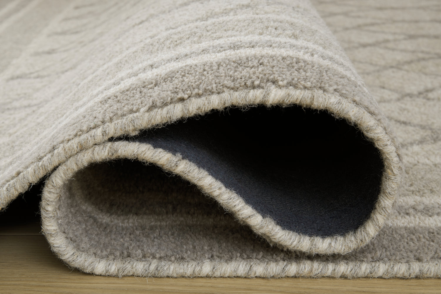 Wimney Gray Extra Large Rug - R407280