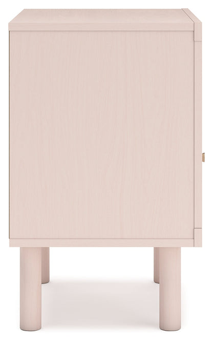 Wistenpine Full Upholstered Panel Bed with Mirrored Dresser and Nightstand in Blush - PKG018723