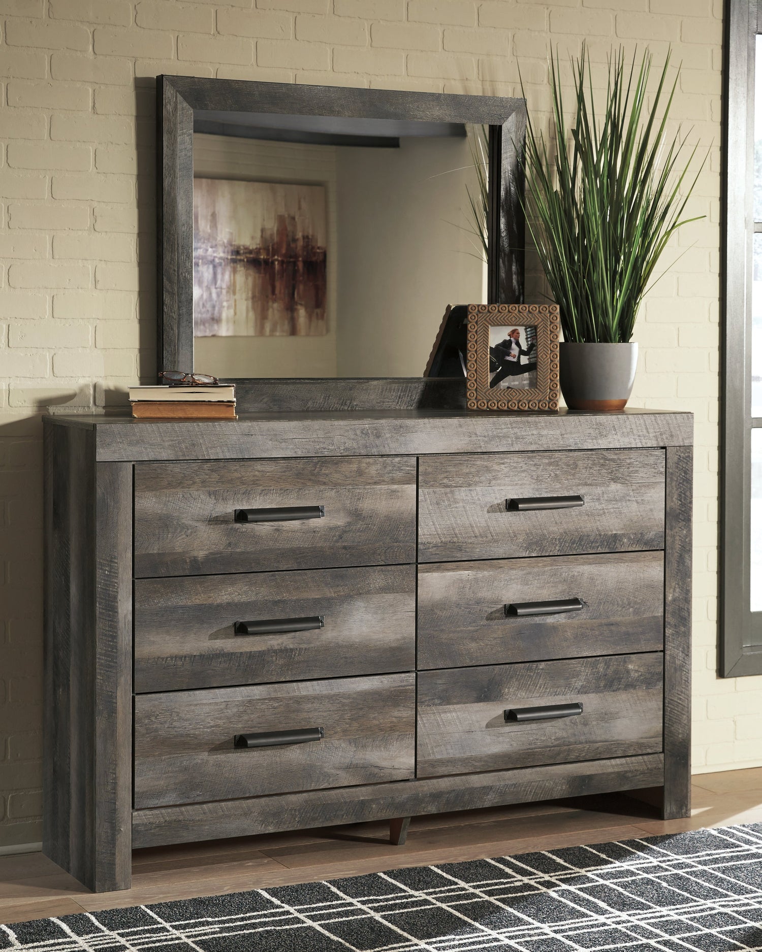 Wynnlow King Crossbuck Panel Bed with Mirrored Dresser, Chest and 2 Nightstands in Gray - PKG006339