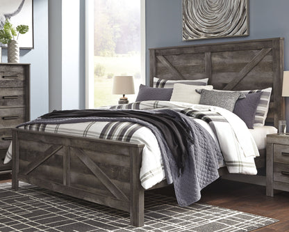 Wynnlow King Crossbuck Panel Bed with Mirrored Dresser, Chest and 2 Nightstands in Gray - PKG006339