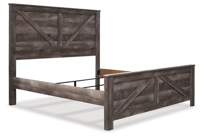 Wynnlow King Crossbuck Panel Bed with Mirrored Dresser, Chest and Nightstand in Gray - PKG005695