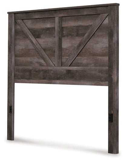 Wynnlow Queen Crossbuck Panel Bed with Mirrored Dresser and 2 Nightstands in Gray - PKG005684