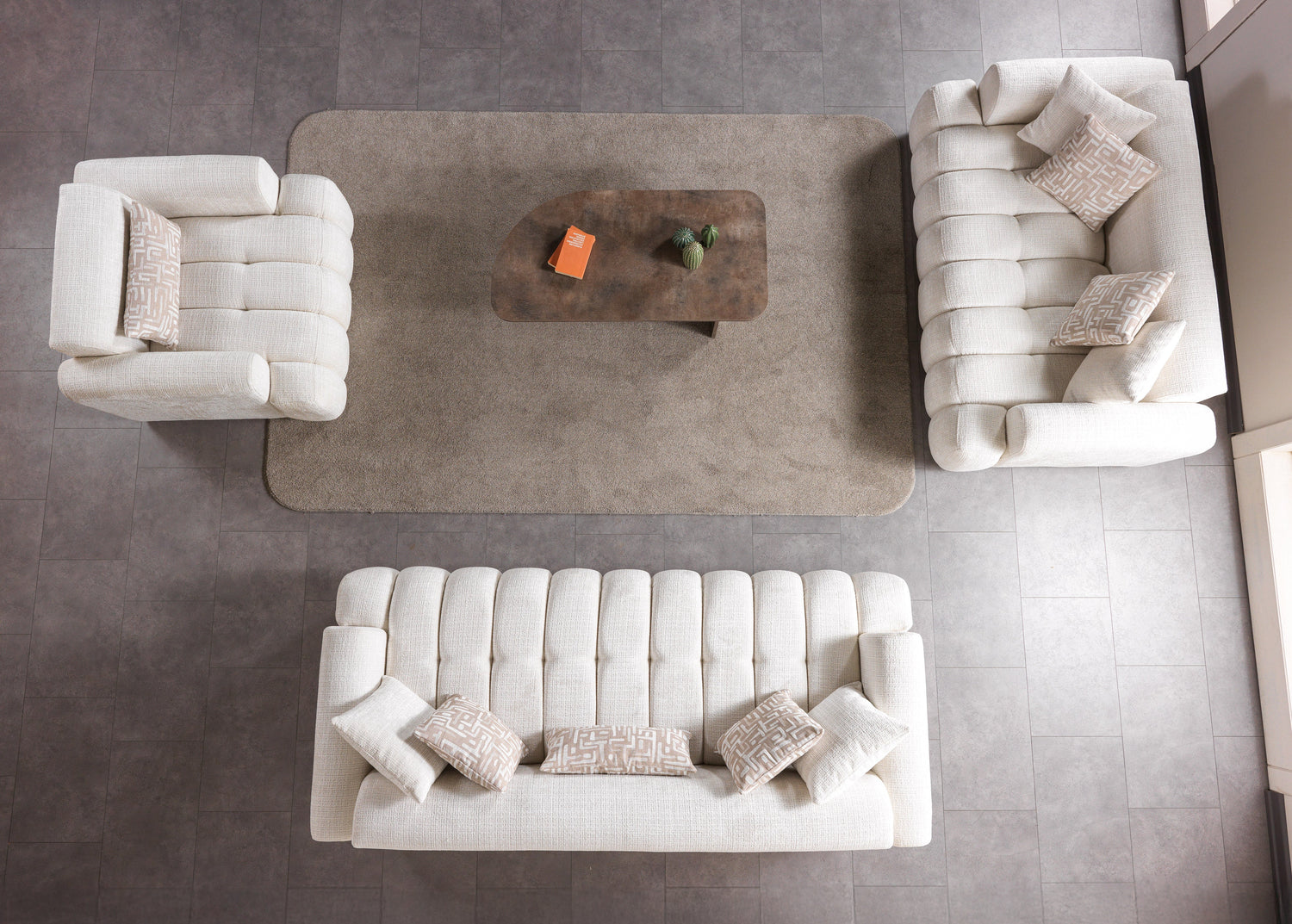 Yulia Ivory Boucle Chair[ETA: 11/5] - YULIAIVB-CHAIR