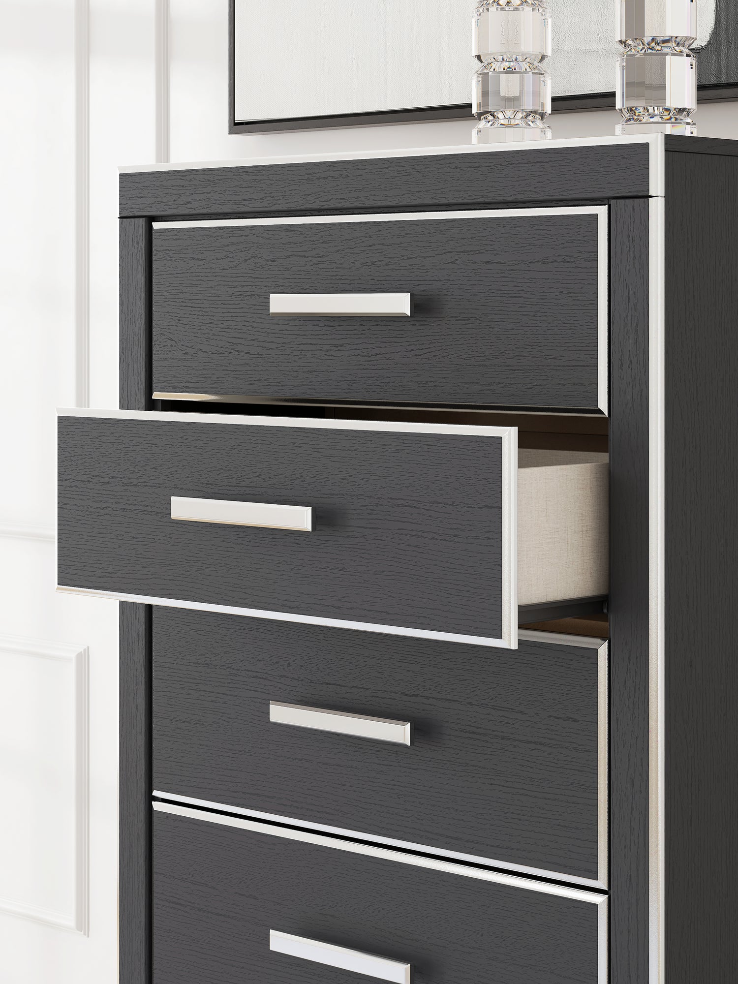 Zuraleus Black Chest of Drawers - PCB3380-46