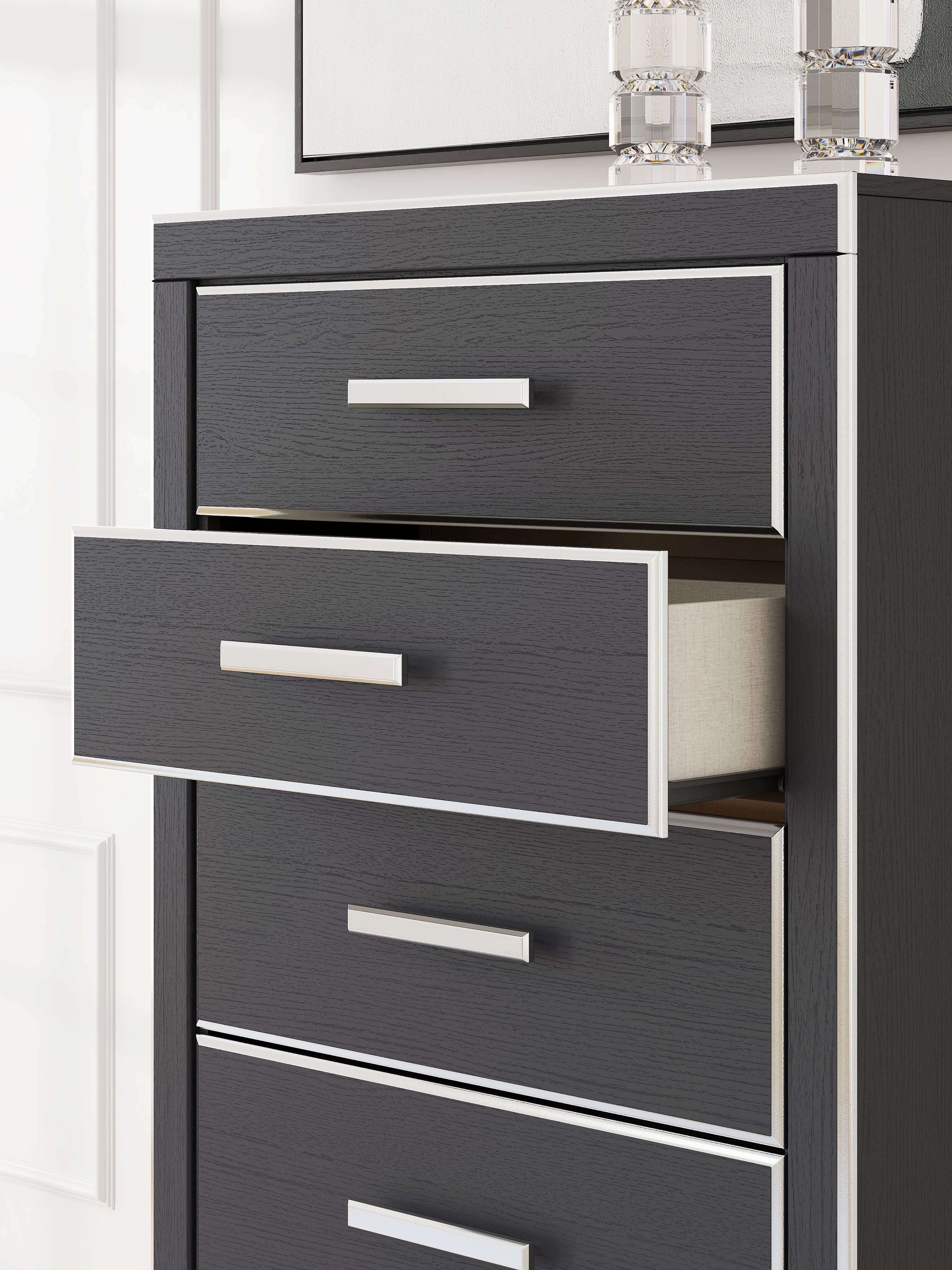 Zuraleus Black Chest of Drawers - PCB3380-46