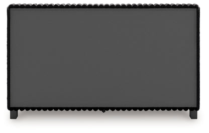 Zuraleus Black Queen Upholstered Bed - PCB3380B8