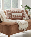 Ackford White/Rust Pillow (Set of 4) - A1001039 - Bien Home Furniture & Electronics
