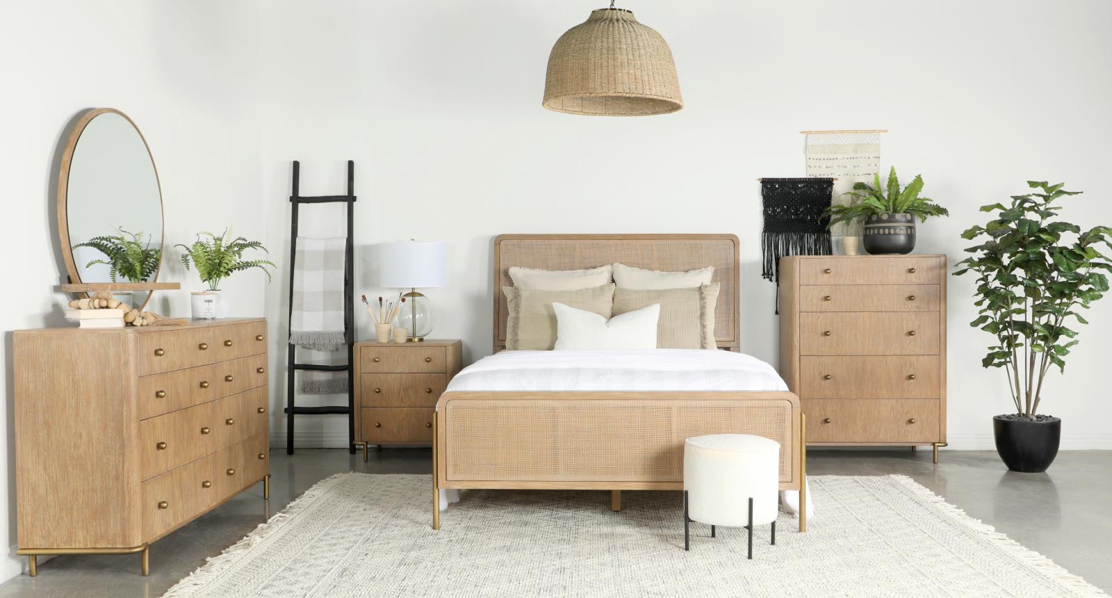 Arini 4-Piece Upholstered Queen Bedroom Set Sand Wash - 224300Q-S4 - Bien Home Furniture &amp; Electronics