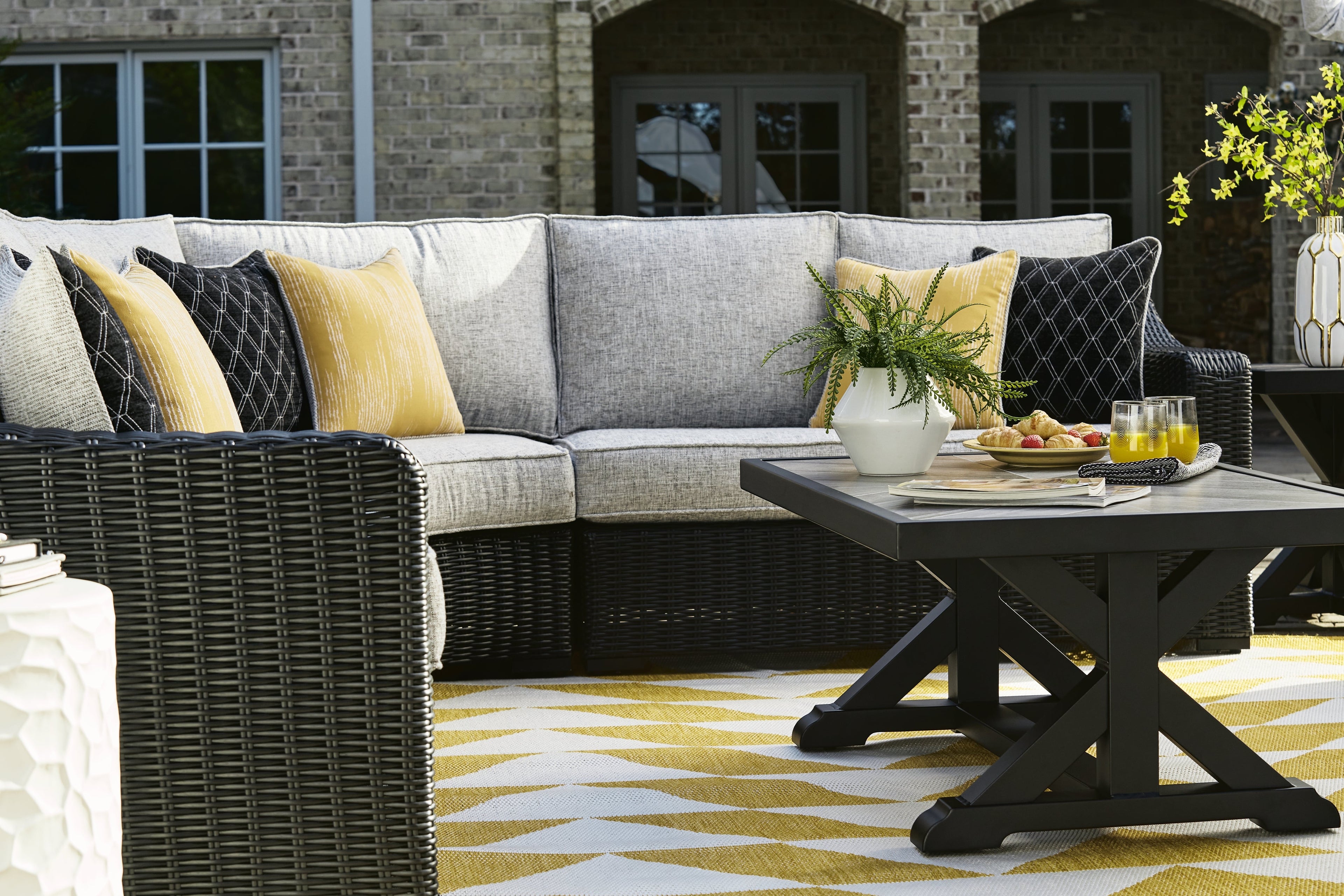 Beachcroft Black/Light Gray Outdoor Coffee Table - P792-701 - Bien Home Furniture &amp; Electronics