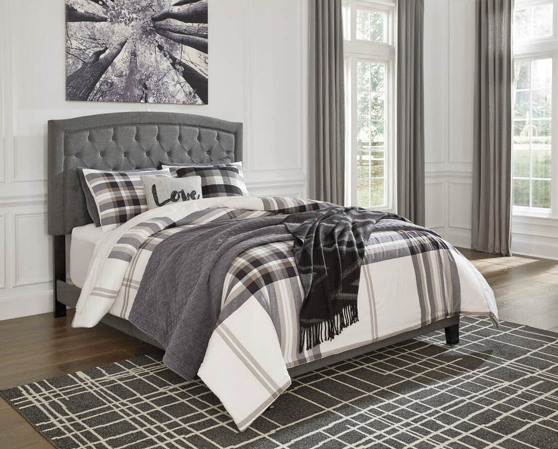 Benno Gray Tufted Queen Platform Bed - B200 Queen - Bien Home Furniture &amp; Electronics