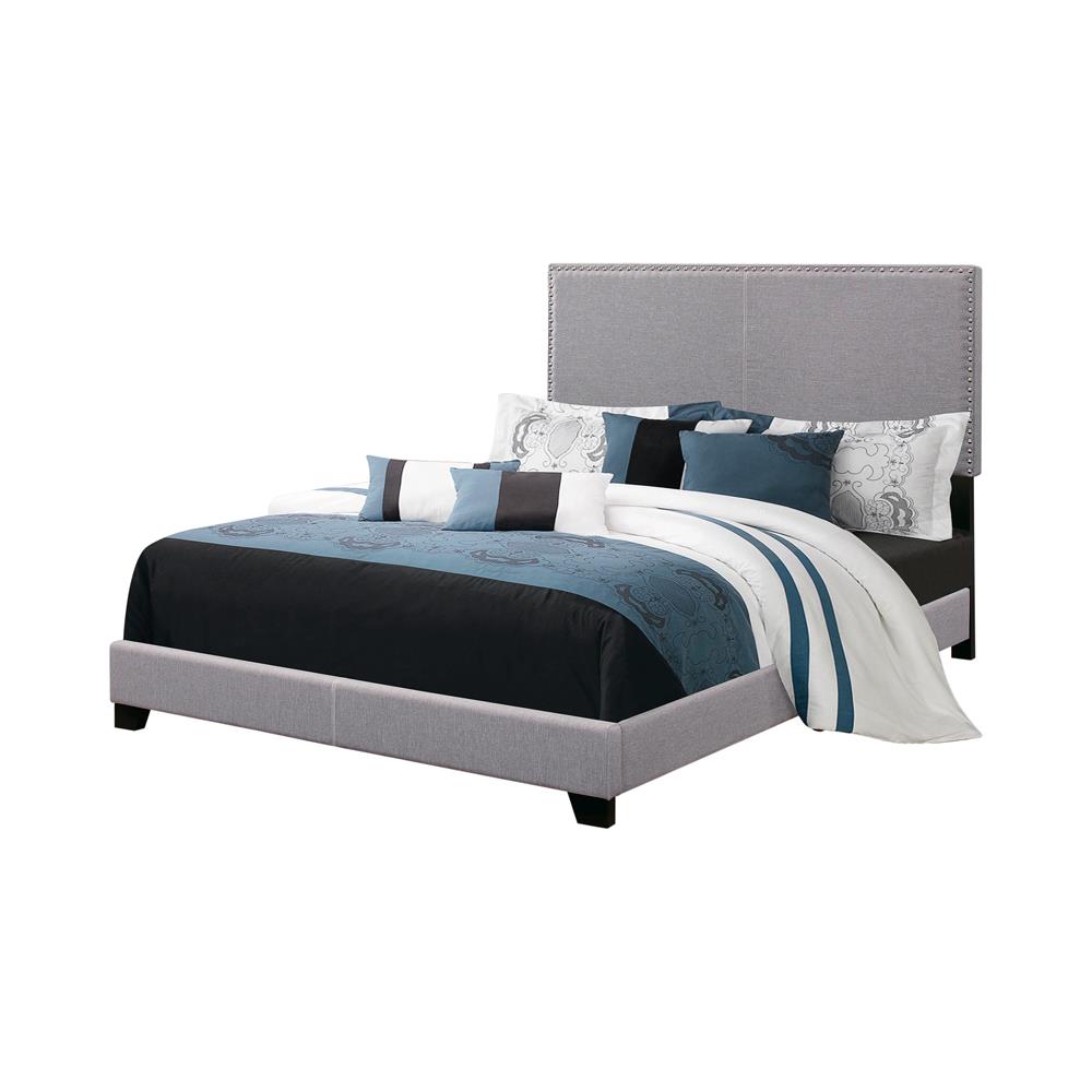 Boyd Eastern King Upholstered Bed with Nailhead Trim Gray - 350071KE - Bien Home Furniture &amp; Electronics
