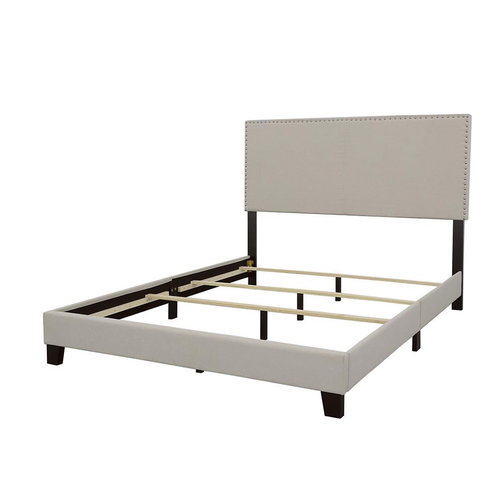 Boyd Queen Upholstered Bed with Nailhead Trim Ivory - 350051Q - Bien Home Furniture &amp; Electronics