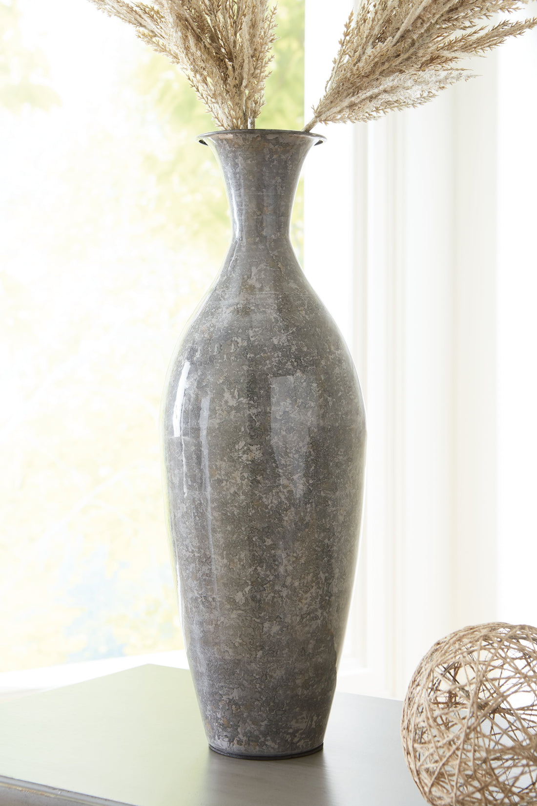 Brockwich Antique Gray Vase - A2000589 - Bien Home Furniture &amp; Electronics