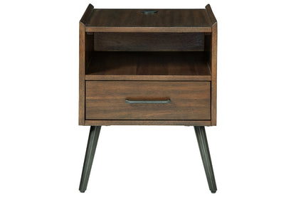 Calmoni Brown End Table - T916-2 - Bien Home Furniture &amp; Electronics