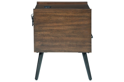 Calmoni Brown End Table - T916-2 - Bien Home Furniture &amp; Electronics