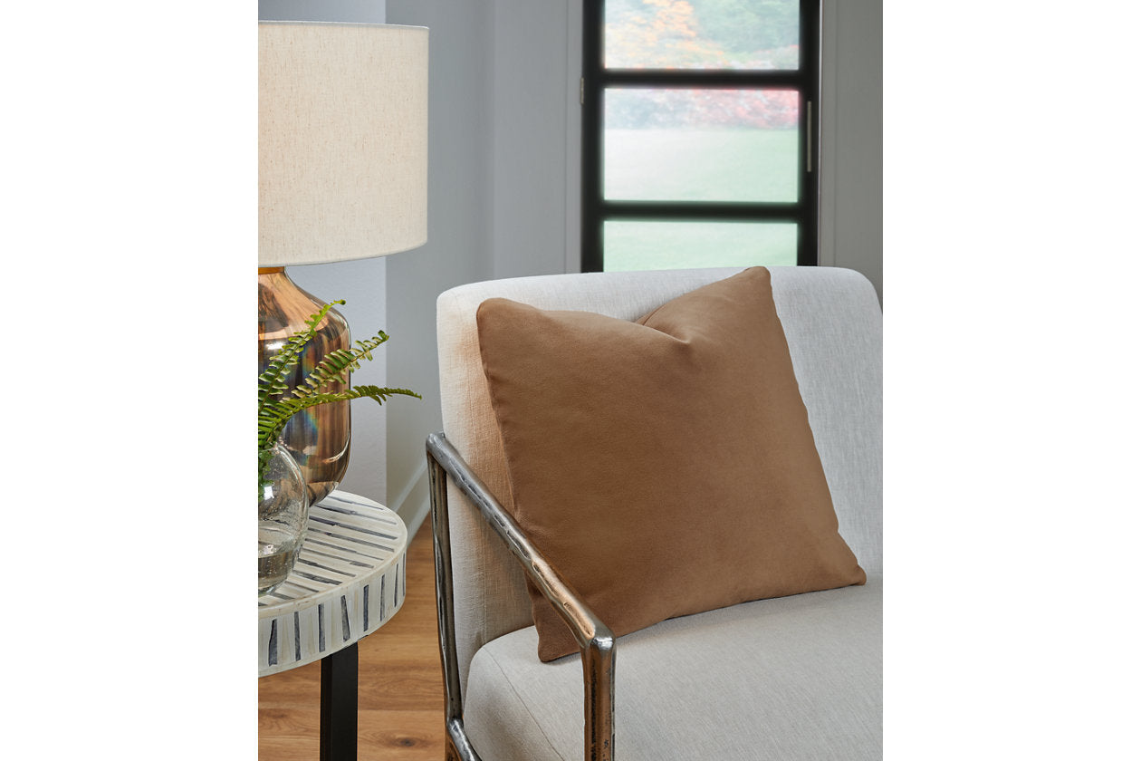 Caygan Honey Pillow, Set of 4 - A1000917 - Bien Home Furniture &amp; Electronics