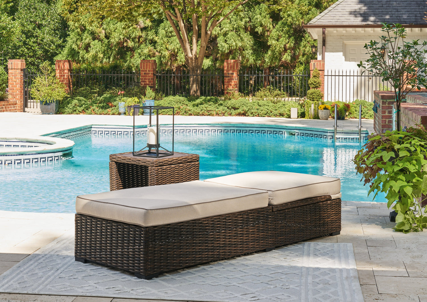 Coastline Bay Brown Outdoor Chaise Lounge with Cushion - P784-815 - Bien Home Furniture &amp; Electronics