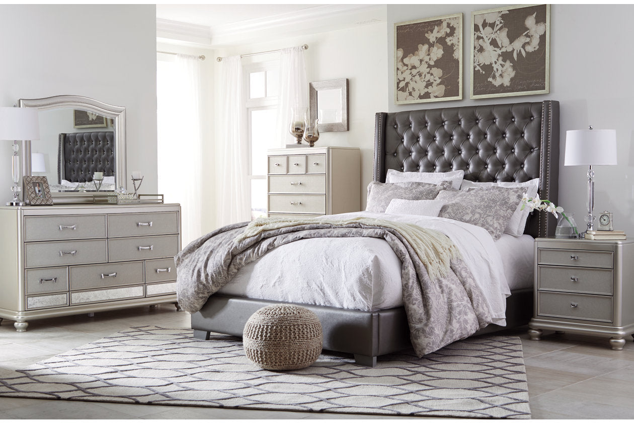 Coralayne Gray Queen Upholstered Bed - SET | B650-74 | B650-77 - Bien Home Furniture &amp; Electronics