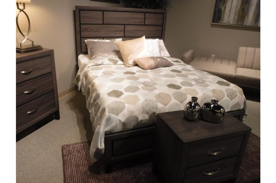 Davi Gray Panel Bedroom Set - SET | 1645K-1 | 1645-3 | 1645-5 | 1645-6 | 1645-4 | 1645-9 - Bien Home Furniture &amp; Electronics