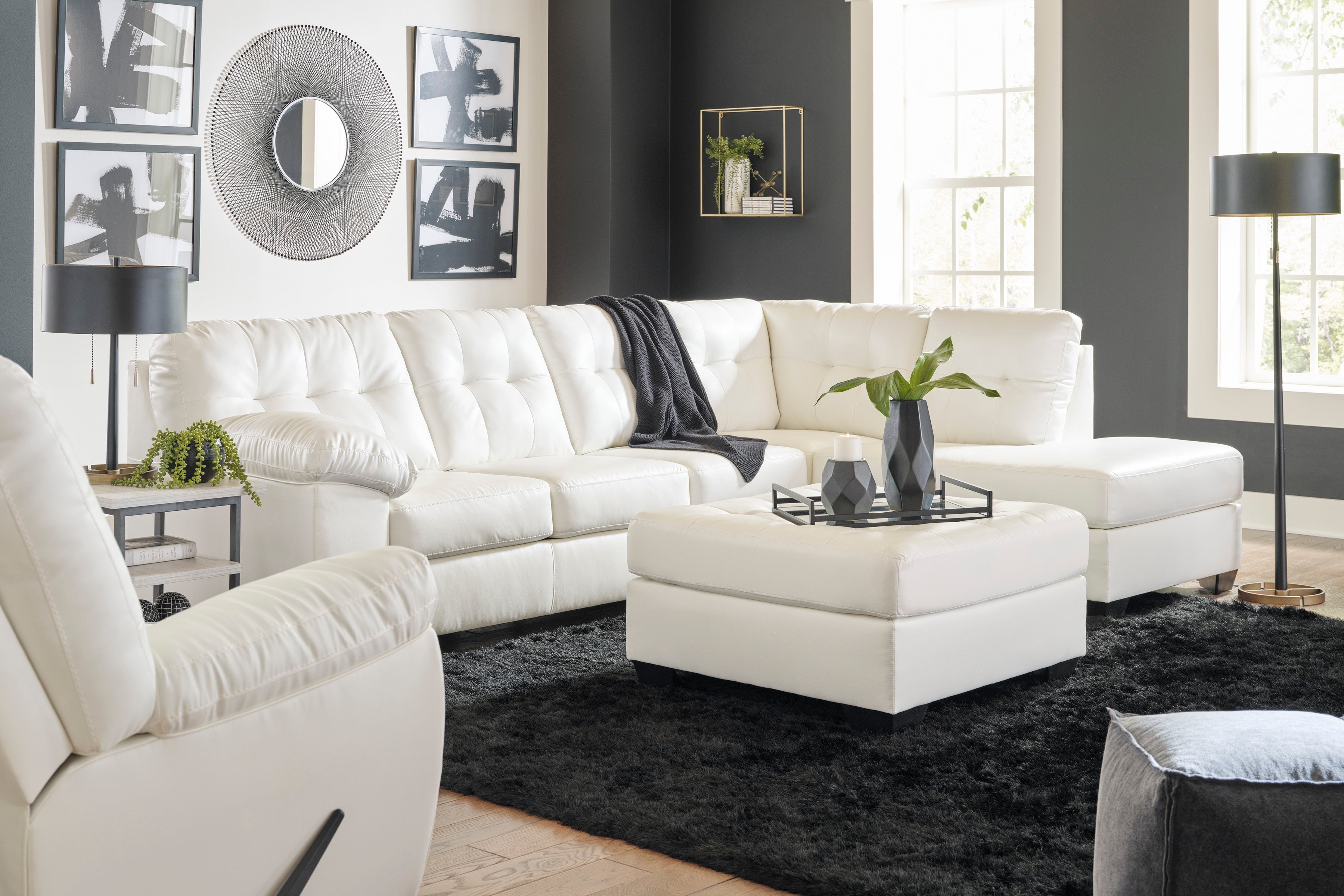 Donlen White RAF Sectional - SET | 5970317 | 5970366 - Bien Home Furniture &amp; Electronics
