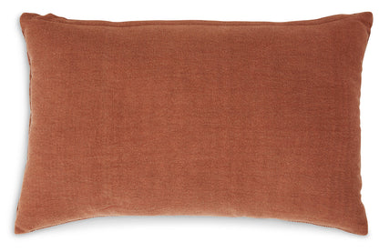 Dovinton Spice Pillow, Set of 4 - A1000899 - Bien Home Furniture &amp; Electronics