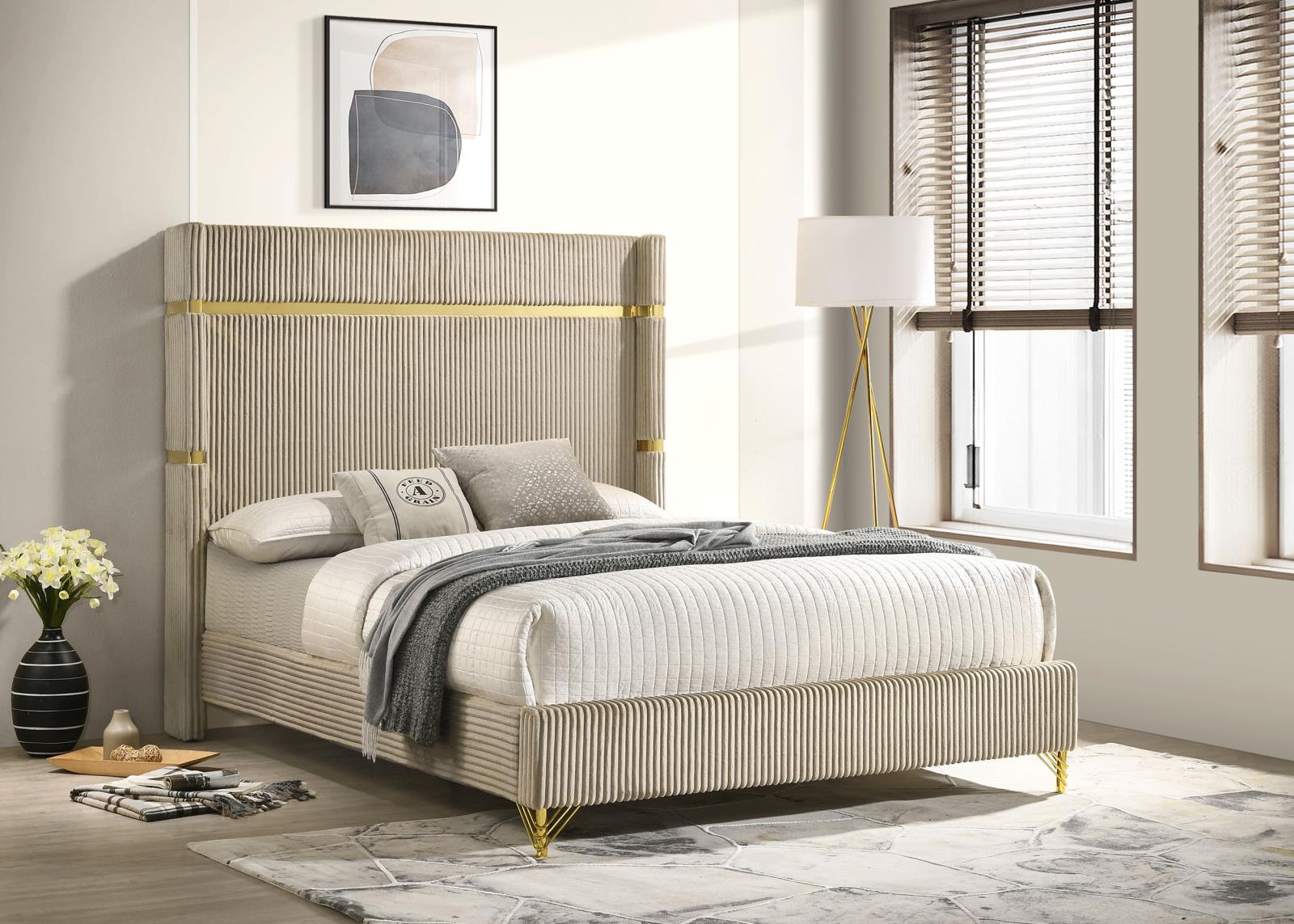 EASTERN KING BED - 224731KE - Bien Home Furniture &amp; Electronics