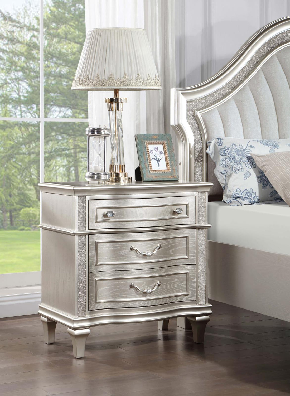 Evangeline 3-Drawer Nightstand Silver Oak - 223392 - Bien Home Furniture &amp; Electronics