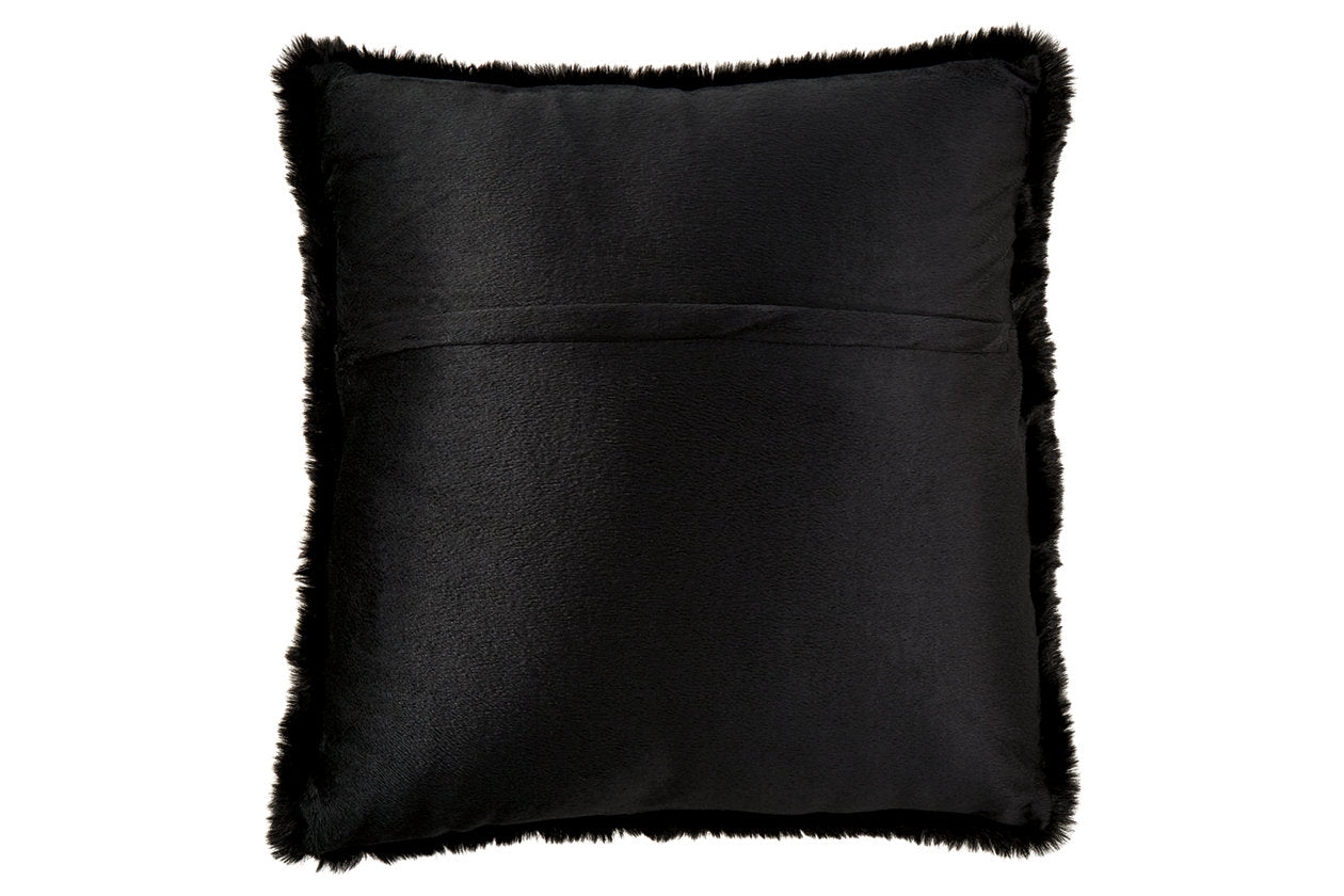 Gariland Black Pillow, Set of 4 - A1000867 - Bien Home Furniture &amp; Electronics