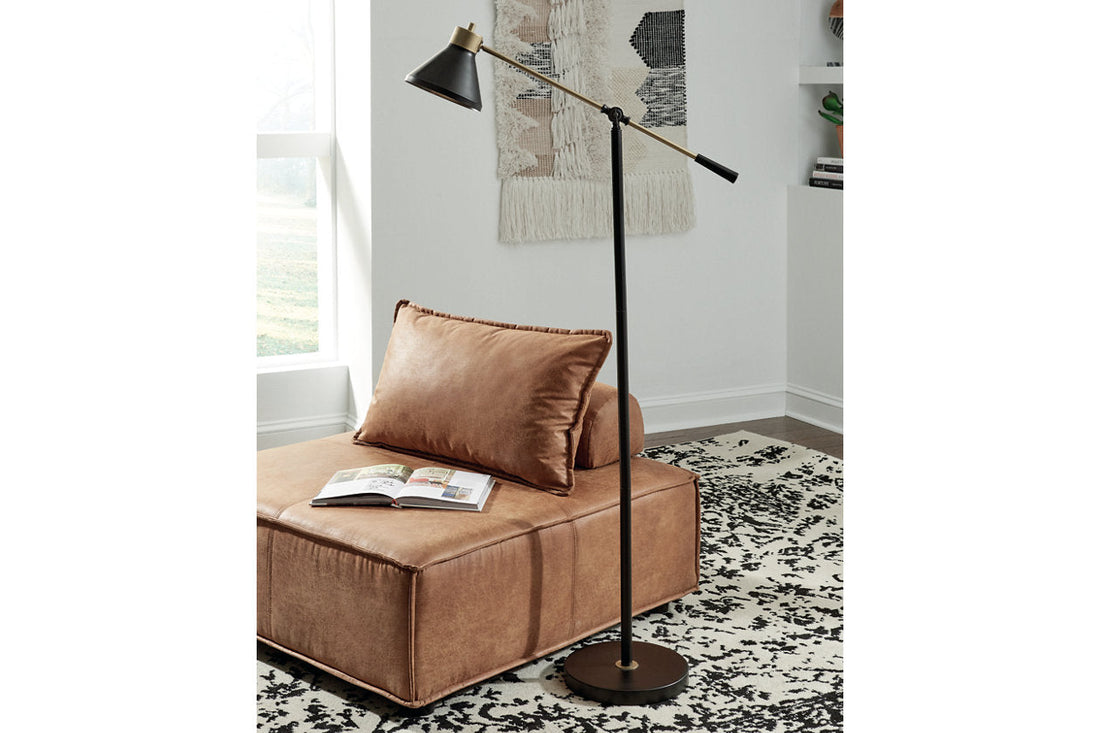 Garville Black/Gold Finish Floor Lamp - L734341 - Bien Home Furniture &amp; Electronics