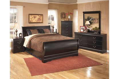 Huey Vineyard Black Chest of Drawers - B128-46 - Bien Home Furniture &amp; Electronics