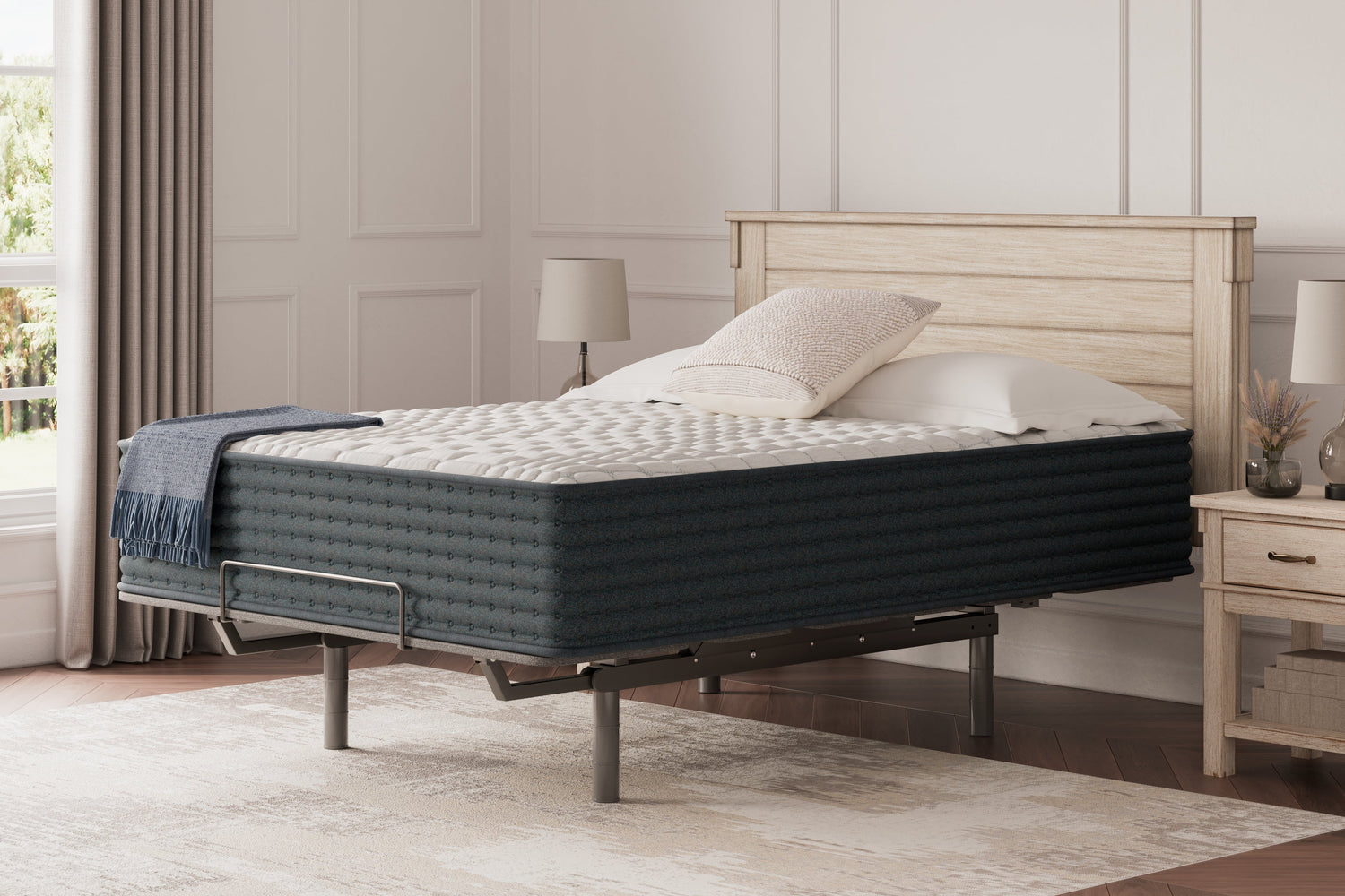 Hybrid 1300 White California King Mattress - M43651 - Bien Home Furniture &amp; Electronics
