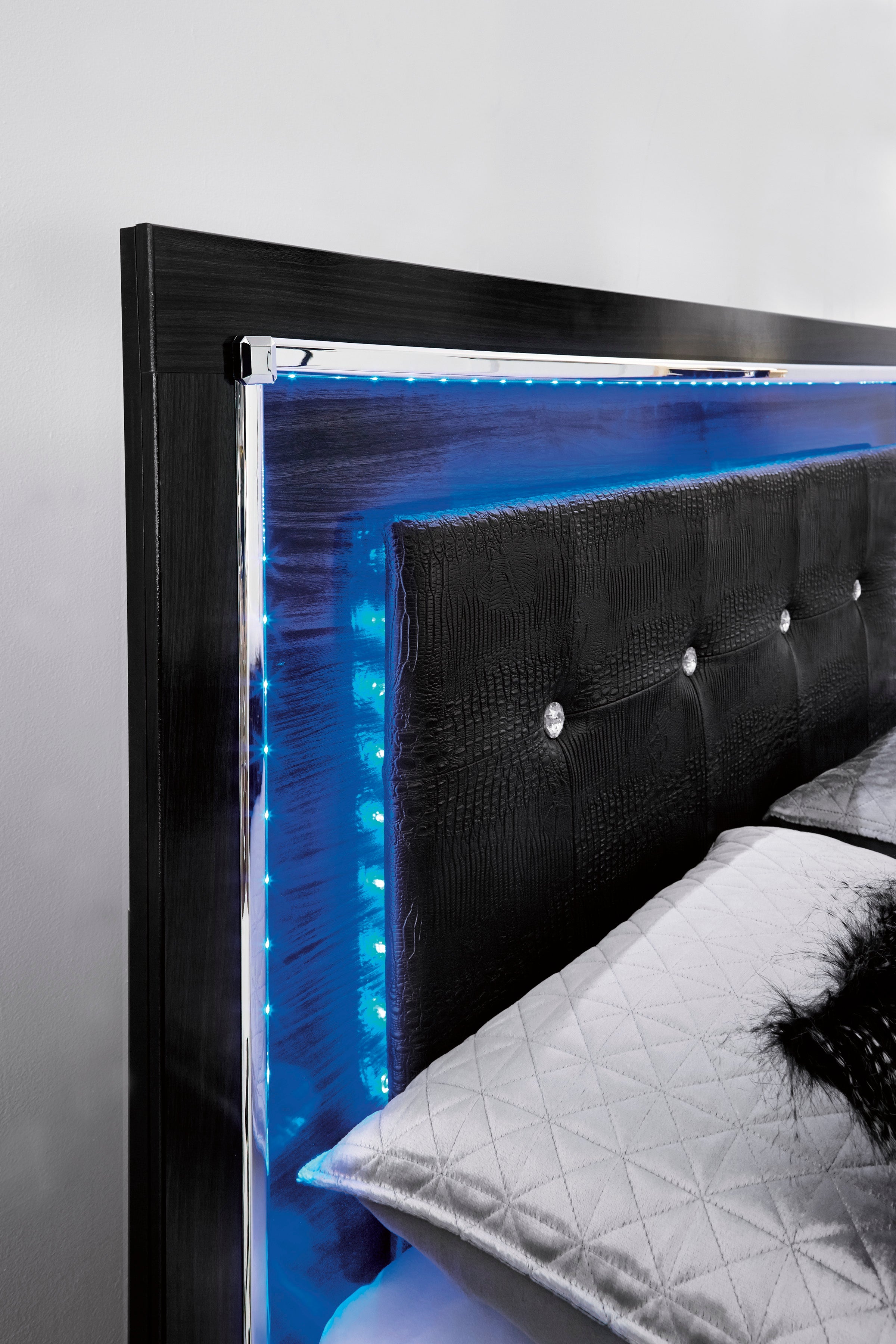 Kaydell Black LED Storage Panel Bedroom Set - SET | B1420-56S | B1420-58 | B1420-97 | B1420-31 | B1420-92 - Bien Home Furniture &amp; Electronics