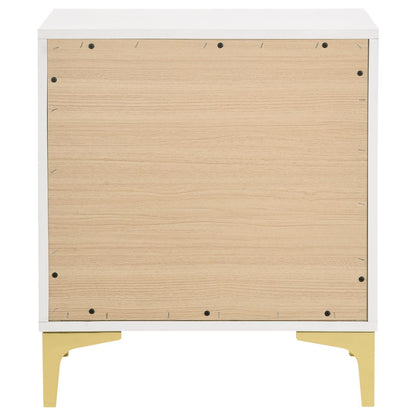 Kendall 4-Piece California King Bedroom Set White - 224401KW-S4 - Bien Home Furniture &amp; Electronics