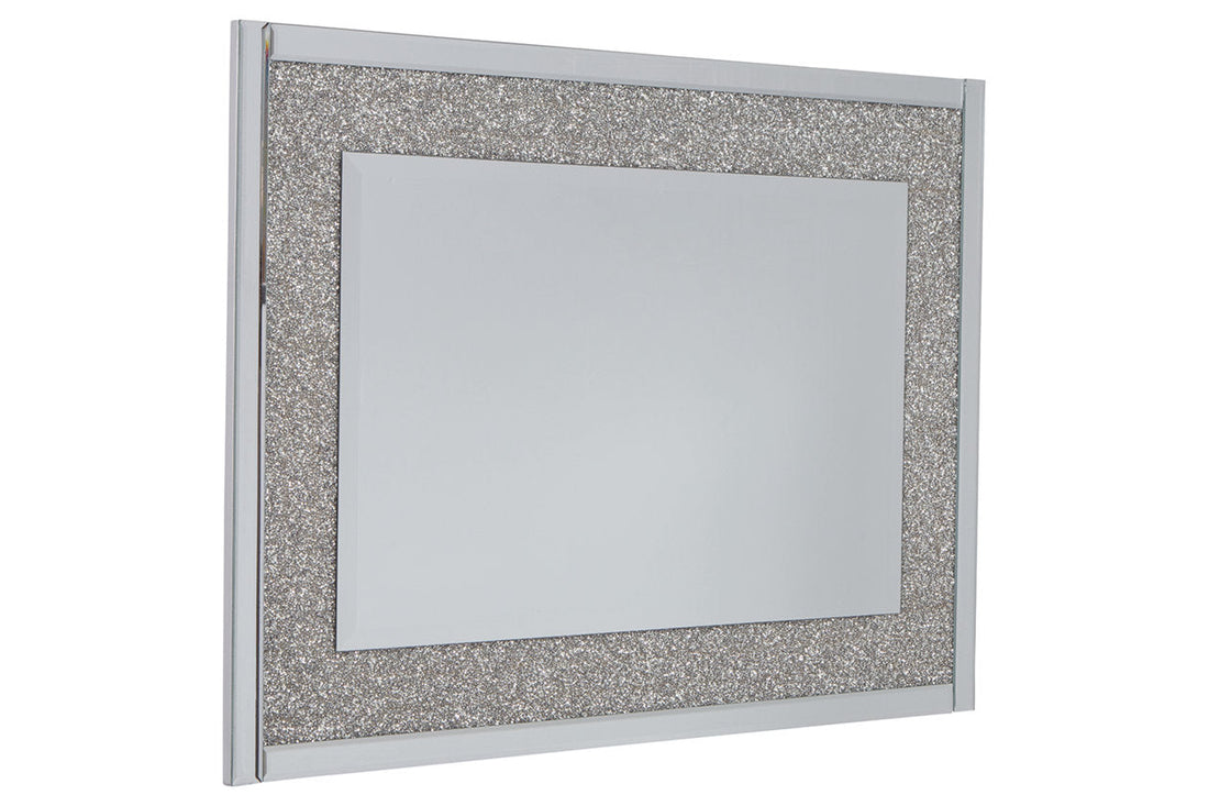 Kingsleigh Mirror Accent Mirror - A8010206 - Bien Home Furniture &amp; Electronics
