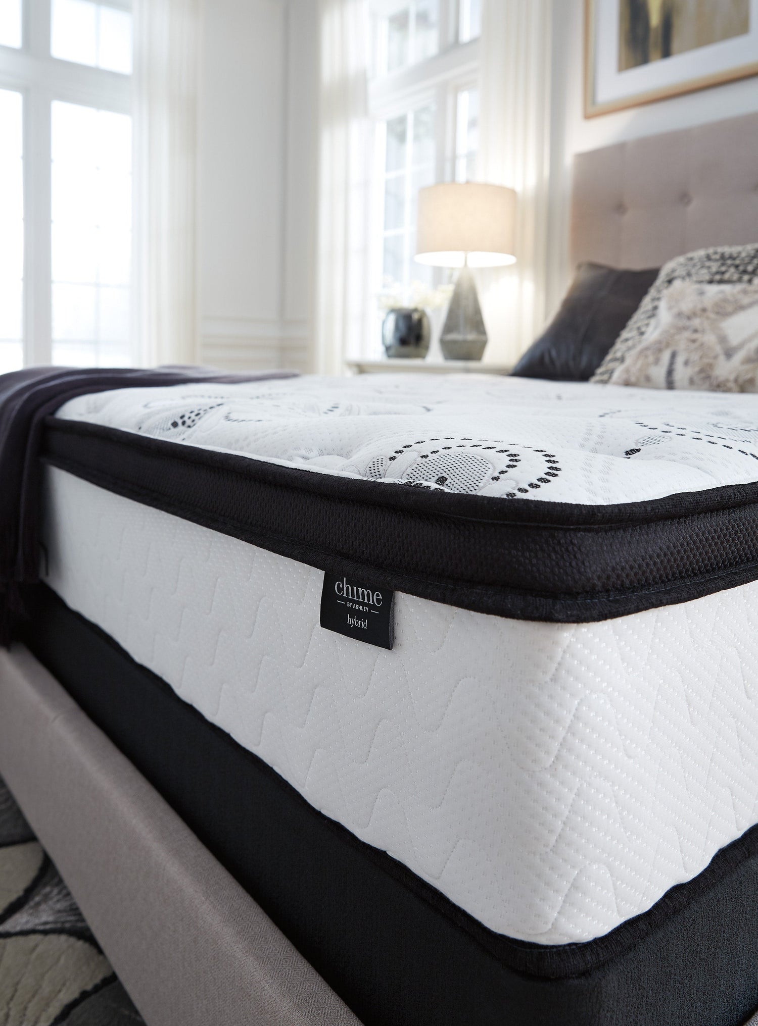 M697 -12" Hybrid - Queen and King *Queen - M697 -12 Inch Hybrid Queen - Bien Home Furniture &amp; Electronics