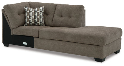 Mahoney Chocolate Right-Arm Facing Corner Chaise - 3100517 - Bien Home Furniture &amp; Electronics