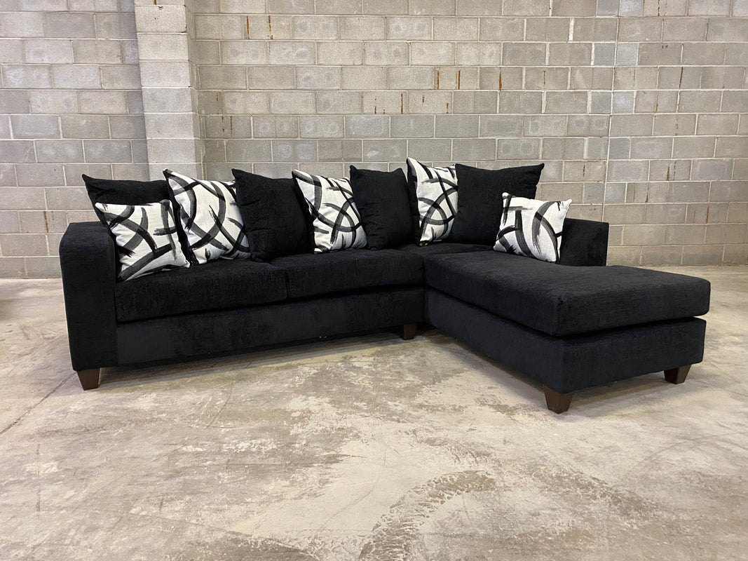 Monroe Black RAF Sectional - 110-Black - Bien Home Furniture &amp; Electronics