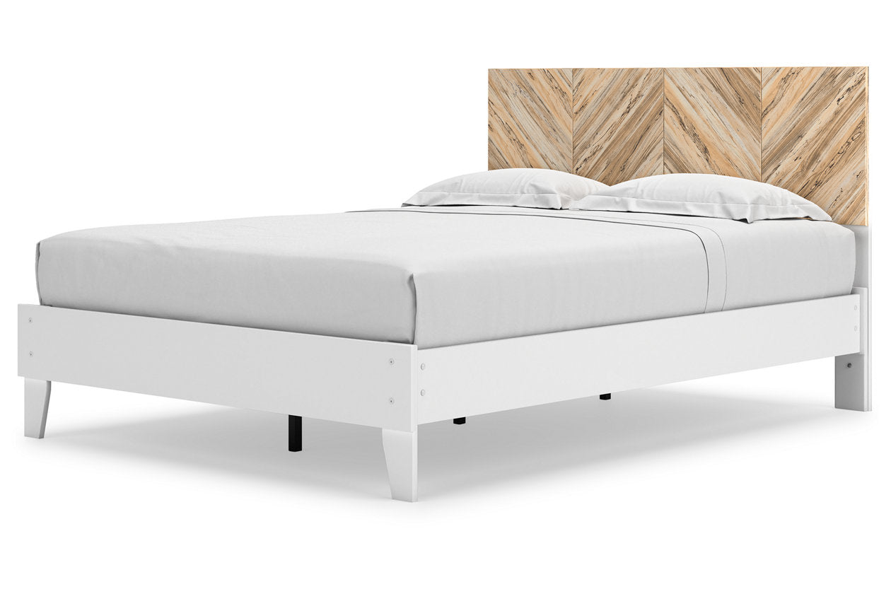 Piperton Two-tone Brown/White Queen Panel Platform Bed - SET | EB1221-157 | EB1221-113 - Bien Home Furniture &amp; Electronics