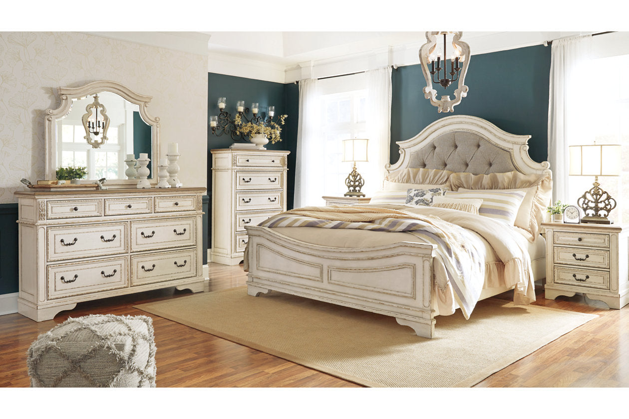 Realyn Chipped White King Upholstered Panel Bed - SET | B743-56 | B743-58 | B743-97 - Bien Home Furniture &amp; Electronics